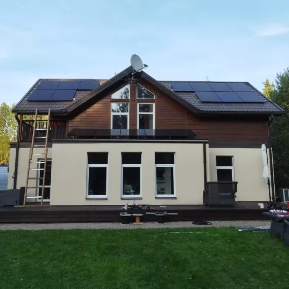 Saules paneli jumta, Acone