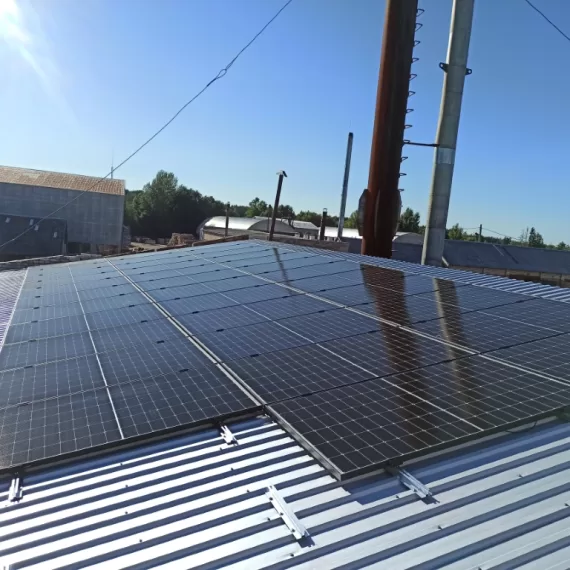 Saules paneli jumtā, Viļāni